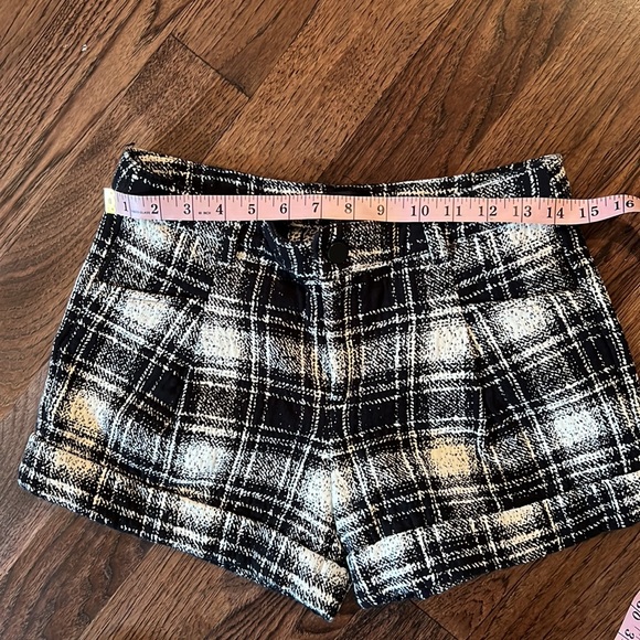 MNG Black & White Cuffed Shorts 100% Cotton - Picture 5 of 10